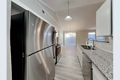 328 Teakwood Lane, Lewisville, TX 75067 - Photo 3