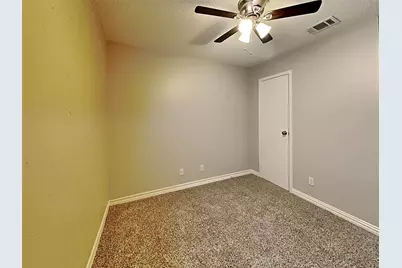 328 Teakwood Lane, Lewisville, TX 75067 - Photo 9