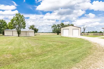 609 County Road 2421, Como, TX 75431 - Photo 37