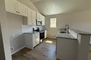 946 Minda St, Abilene, TX 79602 - Photo 5