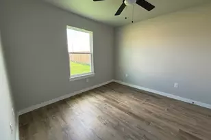 946 Minda St, Abilene, TX 79602 - Photo 9