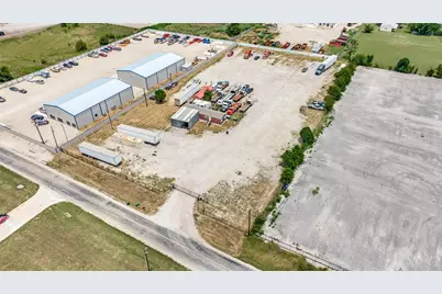17541 Matany Road, Justin, TX 76247 - Photo 5