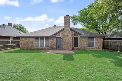 2907 Clairemont Lane, Euless, TX 76039 - Photo 31