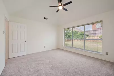 2907 Clairemont Lane, Euless, TX 76039 - Photo 23