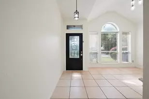 2907 Clairemont Ln, Euless, TX 76039 - Photo 5
