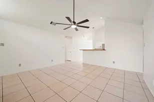 2907 Clairemont Ln, Euless, TX 76039 - Photo 13