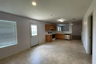 2801 Mockingbird St, Royse City, TX 75189 - Photo 11