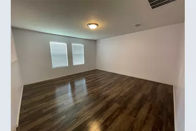 2801 Mockingbird Street, Royse City, TX 75189 - Photo 5