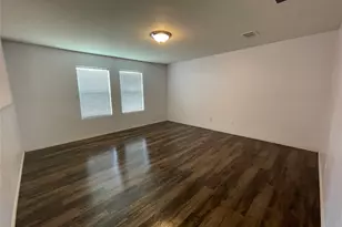2801 Mockingbird St, Royse City, TX 75189 - Photo 5