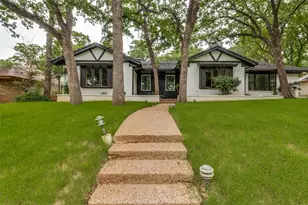 2117 Franklin Dr, Arlington, TX 76011 - Photo 1