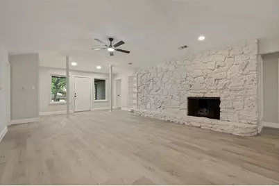 2117 Franklin Drive, Arlington, TX 76011 - Photo 3