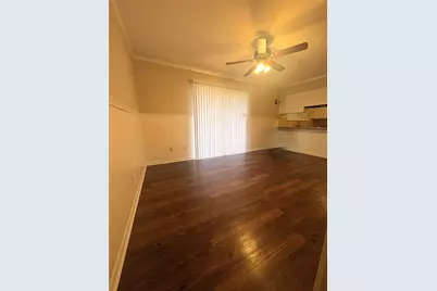 1300 Royal Oaks Drive, Waco, TX 76710 - Photo 5