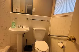1300 Royal Oaks Dr, Waco, TX 76710 - Photo 13