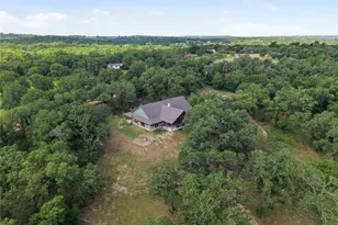 722 Three Skillet Rd, Springtown, TX 76082 - Photo 37