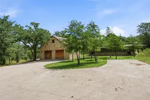 722 Three Skillet Rd, Springtown, TX 76082 - Photo 5