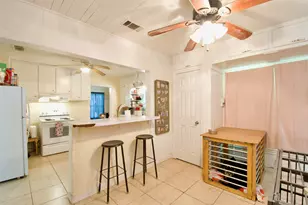 2224 Live Oak Ave, Waco, TX 76708 - Photo 9