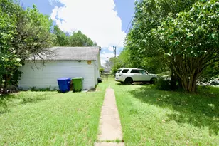 2224 Live Oak Ave, Waco, TX 76708 - Photo 17