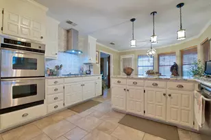301 Ryan Ave, Burleson, TX 76028 - Photo 13