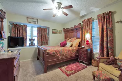 301 Ryan Avenue, Burleson, TX 76028 - Photo 31