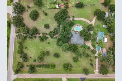 301 Ryan Avenue, Burleson, TX 76028 - Photo 1