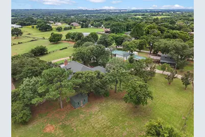 301 Ryan Avenue, Burleson, TX 76028 - Photo 39