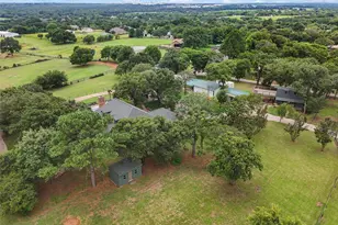 301 Ryan Ave, Burleson, TX 76028 - Photo 39
