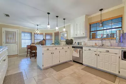 301 Ryan Avenue, Burleson, TX 76028 - Photo 15