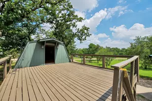 301 Ryan Ave, Burleson, TX 76028 - Photo 31