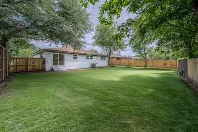 6734 Seco Boulevard, Dallas, TX 75217 - Photo 21