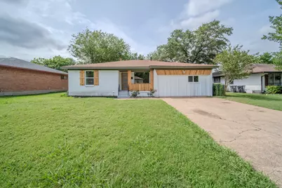 6734 Seco Boulevard, Dallas, TX 75217 - Photo 1