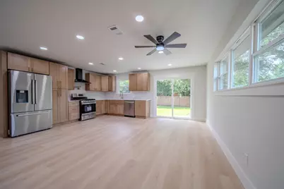 6734 Seco Boulevard, Dallas, TX 75217 - Photo 11