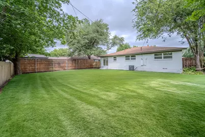6734 Seco Boulevard, Dallas, TX 75217 - Photo 23