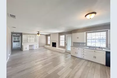 1005 Sunset Drive, Ennis, TX 75119 - Photo 11