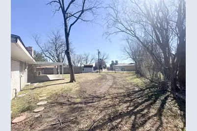 1005 Sunset Drive, Ennis, TX 75119 - Photo 5