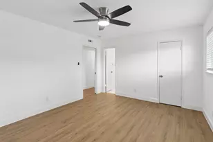 2512 Towerwood Dr, Carrollton, TX 75006 - Photo 11