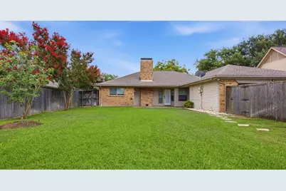 219 Hemlock Drive, Richardson, TX 75081 - Photo 7