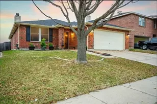 617 Almandora Dr, Arlington, TX 76002 - Photo 1