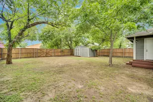 304 W 4th St, Ferris, TX 75125 - Photo 23