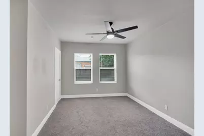 304 W 4th Street, Ferris, TX 75125 - Photo 15