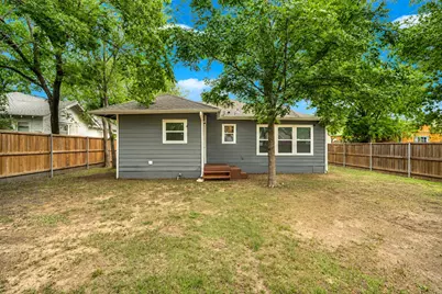 304 W 4th Street, Ferris, TX 75125 - Photo 21