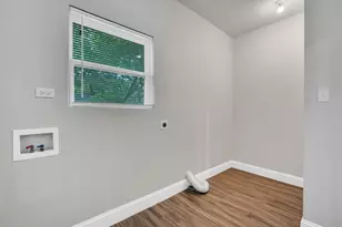 304 W 4th St, Ferris, TX 75125 - Photo 19