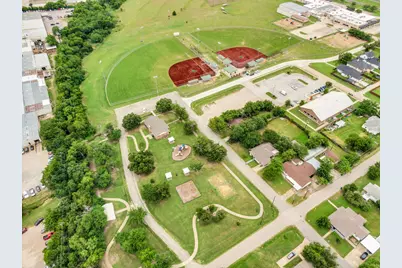 304 W 4th Street, Ferris, TX 75125 - Photo 25