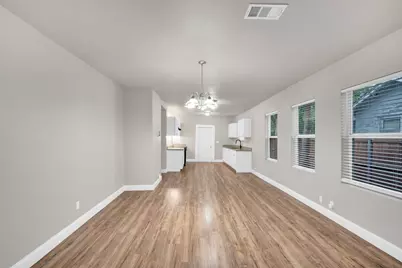 304 W 4th Street, Ferris, TX 75125 - Photo 7