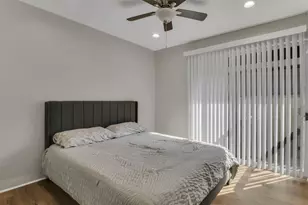7428 Walling Ln, Dallas, TX 75231 - Photo 17