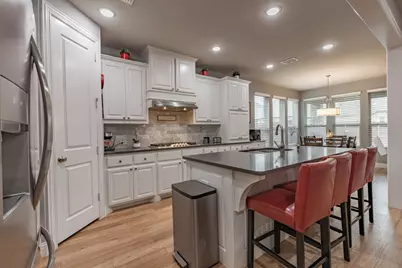 12163 Curry Creek Drive, Frisco, TX 75035 - Photo 11
