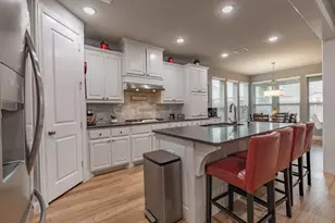 12163 Curry Creek Dr, Frisco, TX 75035 - Photo 11