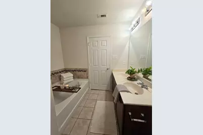 9010 Cloudveil Drive, Arlington, TX 76002 - Photo 19