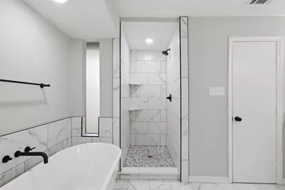 210 Squirebrook Drive, DeSoto, TX 75115 - Photo 23