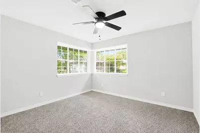 210 Squirebrook Drive, DeSoto, TX 75115 - Photo 19