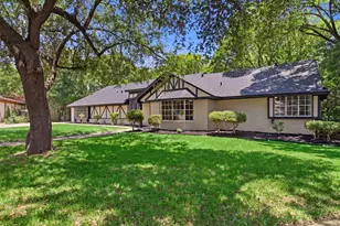 210 Squirebrook Dr, DeSoto, TX 75115 - Photo 1